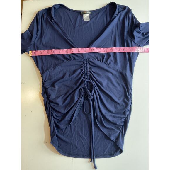 New Venus Navy Knit Blouse Size M Shirred Crop - Picture 3 of 7